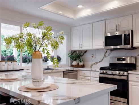 49 W Yale 26 Loop, Irvine, CA