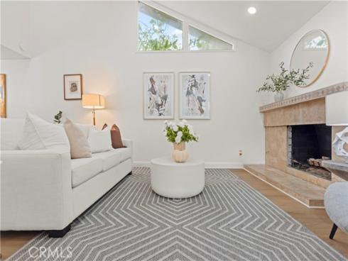 49 W Yale 26 Loop, Irvine, CA