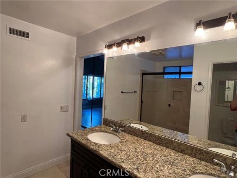 31 Lakeshore 20 , Irvine, CA