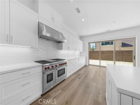 107 Bozeman , Irvine, CA