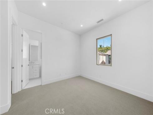 107 Bozeman , Irvine, CA