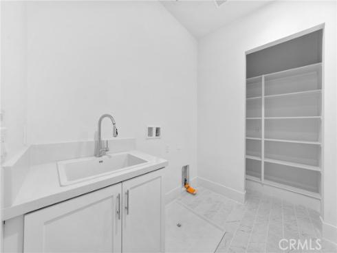 107 Bozeman , Irvine, CA