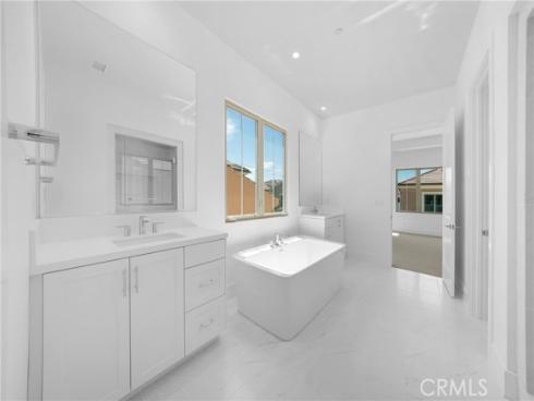 107 Bozeman , Irvine, CA