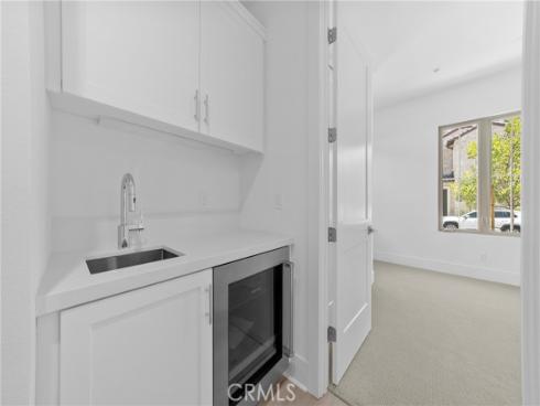 107 Bozeman , Irvine, CA