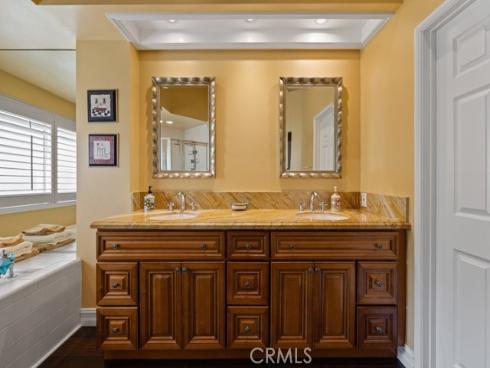 12 Monterey 2 , Irvine, CA