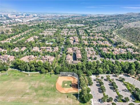 115 Vermillion , Irvine, CA