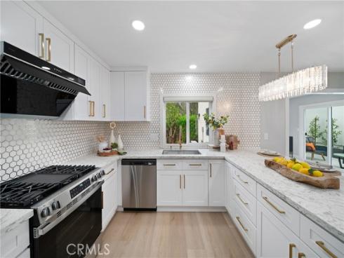 15 Willow Tree Ln , Irvine, CA