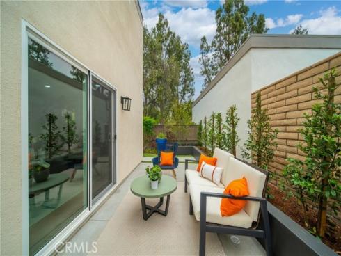 15 Willow Tree Ln , Irvine, CA