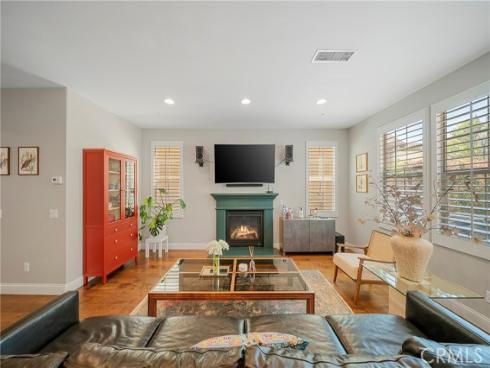 132 Carrotwood , Irvine, CA