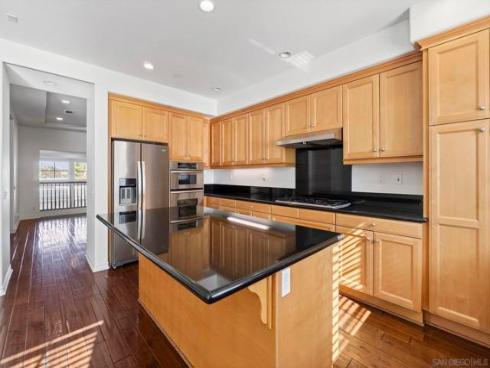 52 Honey Locust , Irvine, CA