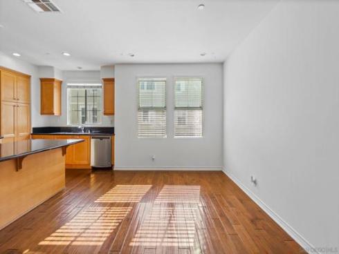 52 Honey Locust , Irvine, CA