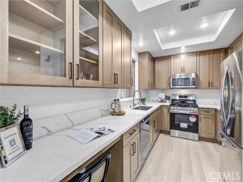 33 Giovanni Aisle 360 , Irvine, CA