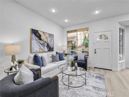 33 Giovanni Aisle 360 , Irvine, CA