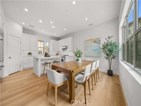 119 Rimstone , Irvine, CA