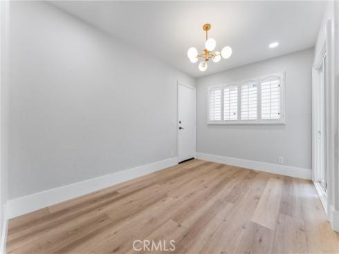 44 Elksford 3 Avenue, Irvine, CA