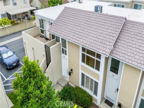 44 Elksford 3 Avenue, Irvine, CA