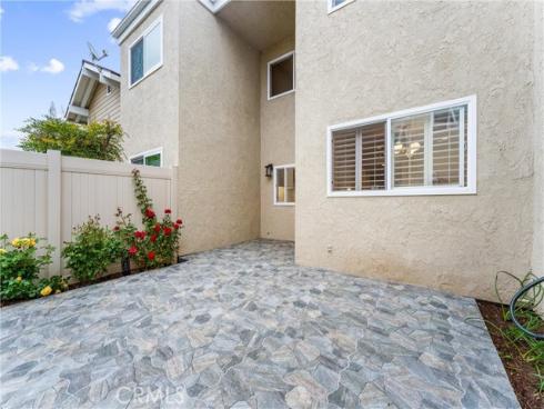 44 Elksford 3 Avenue, Irvine, CA