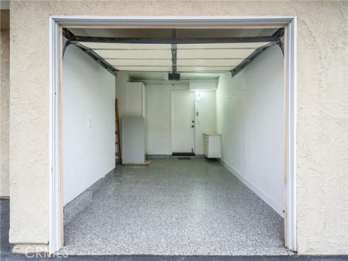 44 Elksford 3 Avenue, Irvine, CA