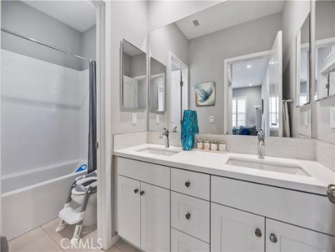 122 Messenger , Irvine, CA