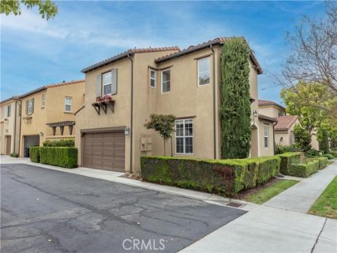 74 Chantilly , Irvine, CA