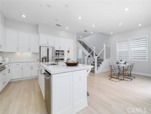 102 Pattern , Irvine, CA