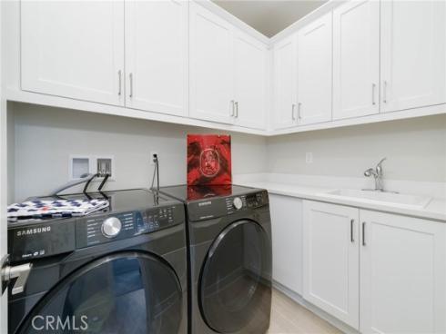 102 Pattern , Irvine, CA