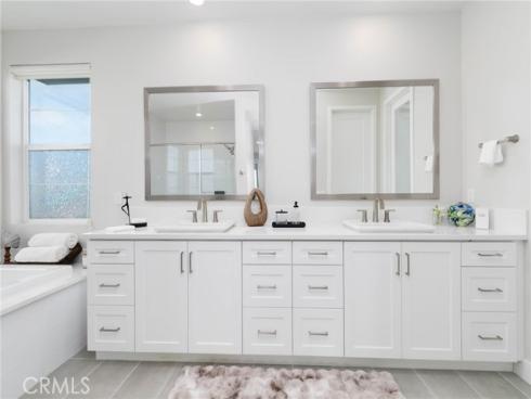 102 Pattern , Irvine, CA