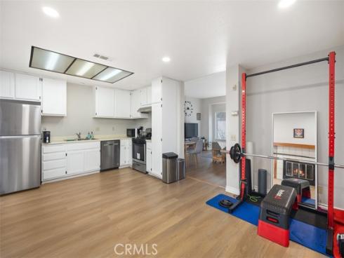 656 Springbrook 21 , Irvine, CA