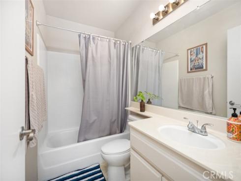 656 Springbrook 21 , Irvine, CA