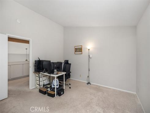 656 Springbrook 21 , Irvine, CA