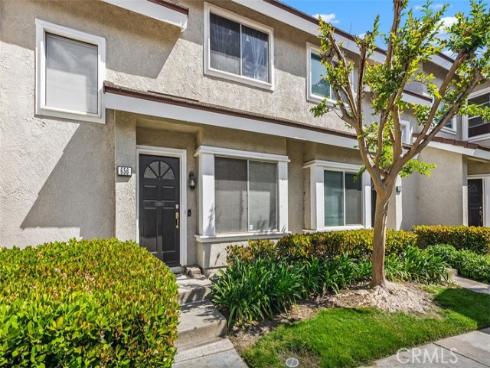 656 Springbrook 21 , Irvine, CA