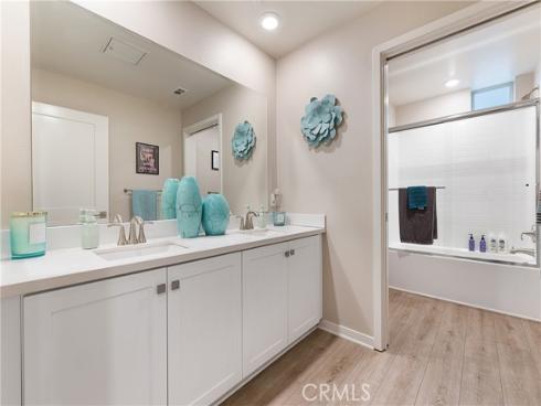 194 Tribeca , Irvine, CA