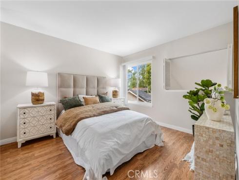 12 Windrow , Irvine, CA