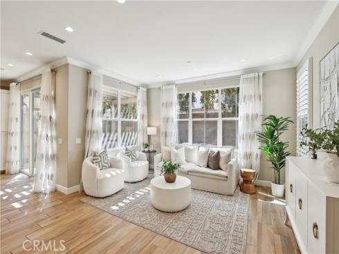 111 Baja , Irvine, CA