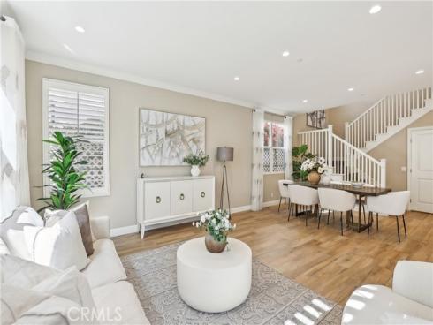 111 Baja , Irvine, CA