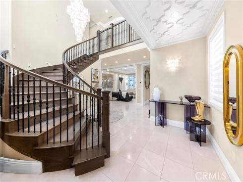 123 Calderon , Irvine, CA