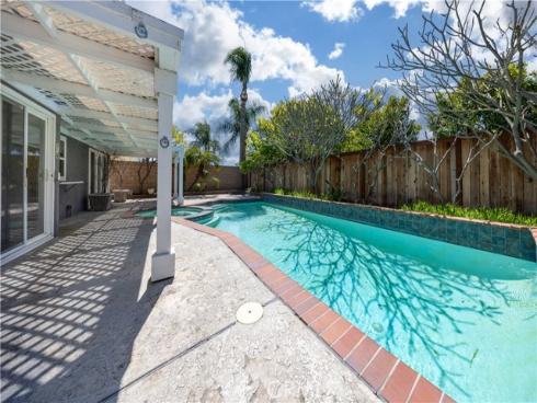 29 Farragut , Irvine, CA