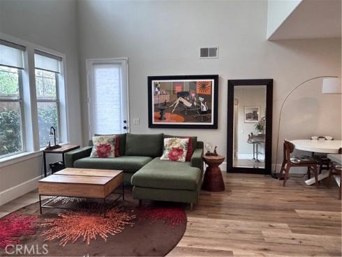 22 Mineral King , Irvine, CA