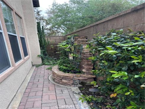 22 Mineral King , Irvine, CA