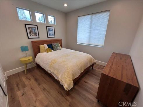 22 Mineral King , Irvine, CA