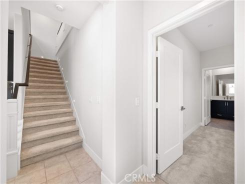 242  Chorus  , Irvine, CA