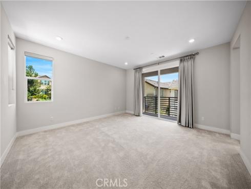 242  Chorus  , Irvine, CA