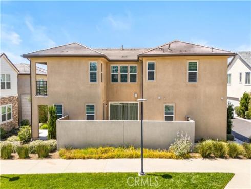 242  Chorus  , Irvine, CA