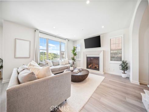 208 Canterbury , Irvine, CA