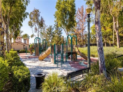 32  San Clemente  , Irvine, CA