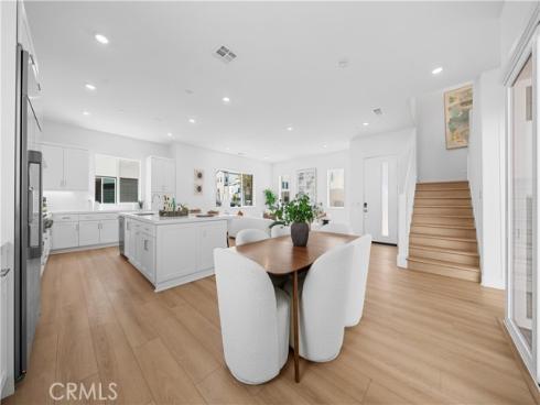 125 Sawbuck , Irvine, CA