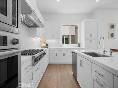 125 Sawbuck , Irvine, CA