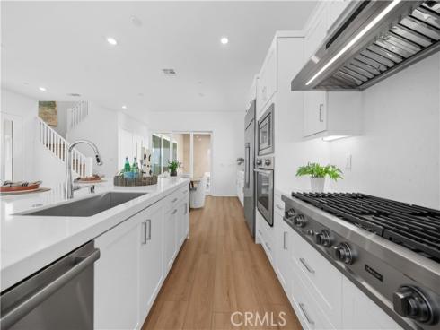 125 Sawbuck , Irvine, CA