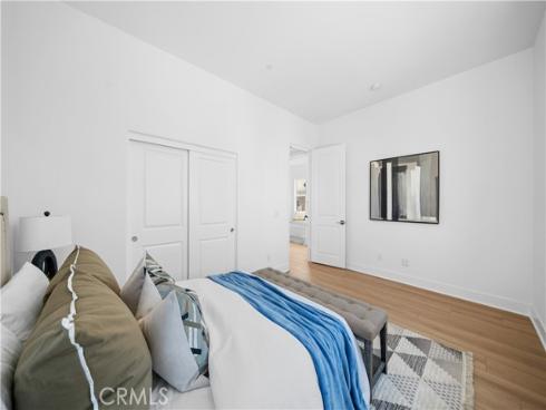 125 Sawbuck , Irvine, CA