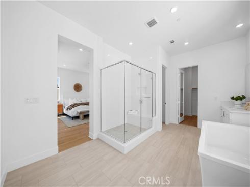 125 Sawbuck , Irvine, CA